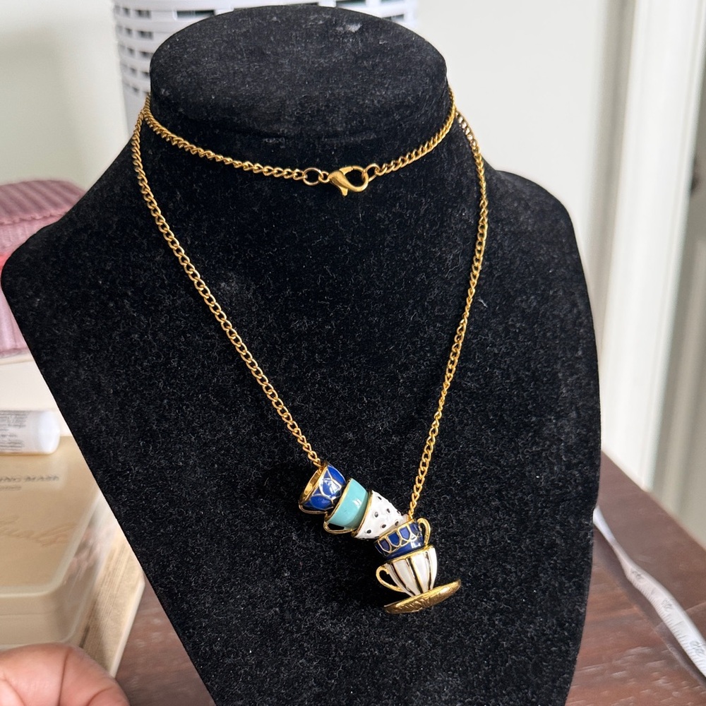 Elegant Gold Necklace with Teacup Pendants
